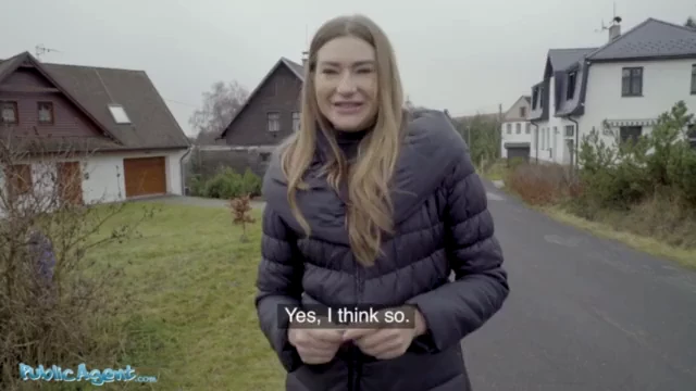 סוכן ציבורי חם אשתו אוהבת זין הרבה יותר גדול ממה שהיא רגילה - 12 דקות