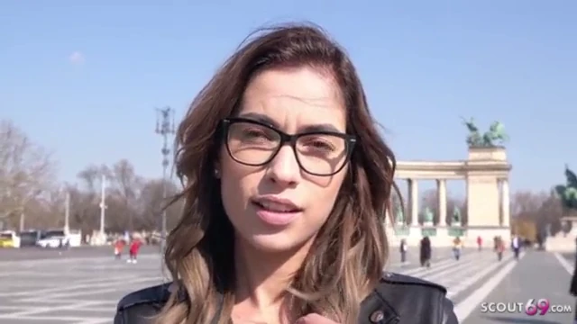 גרמניה חרמנית באה להזדיין ולמצוץ - 12 דקות