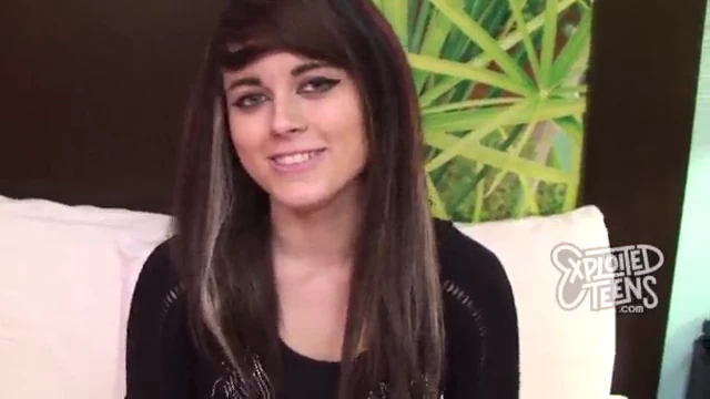 כוכבת פורנו באודישן מיוחד - 9 דקות