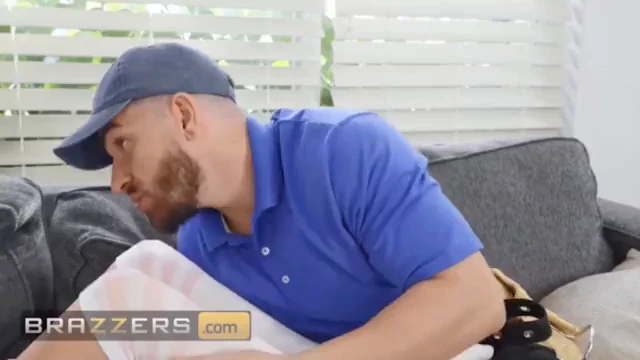 סלינה לאב מכאיבה עם הכף הרגל - 11 דקות