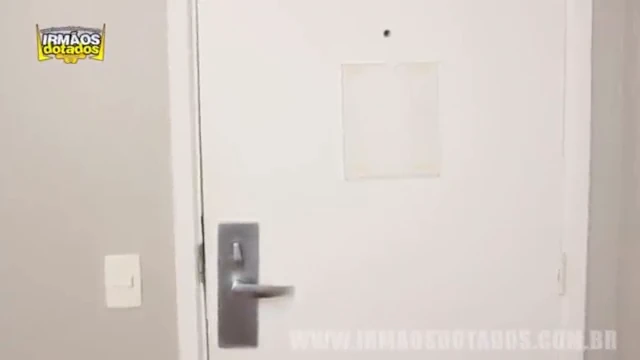 ג'ייסון האינסטלטור מגיע עם הכלי הגדול - 6 דקות