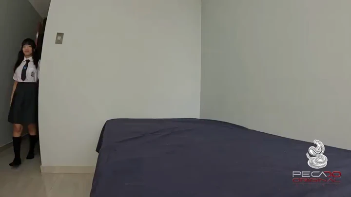 I pick up a schoolgirl from Carabayllo on my motorcycle, and I cum in her ass (POV) - 10 דקות